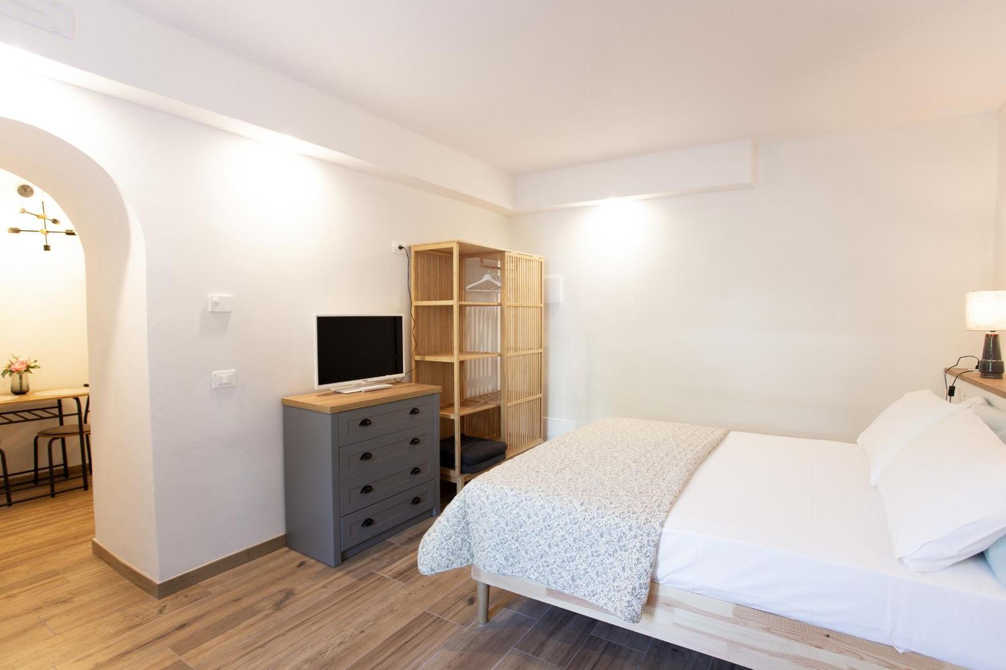 Al Rustico Hotel Torbole Sul Garda Bagian luar foto