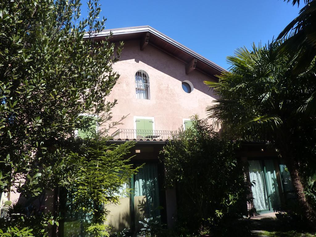 Al Rustico Hotel Torbole Sul Garda Bagian luar foto